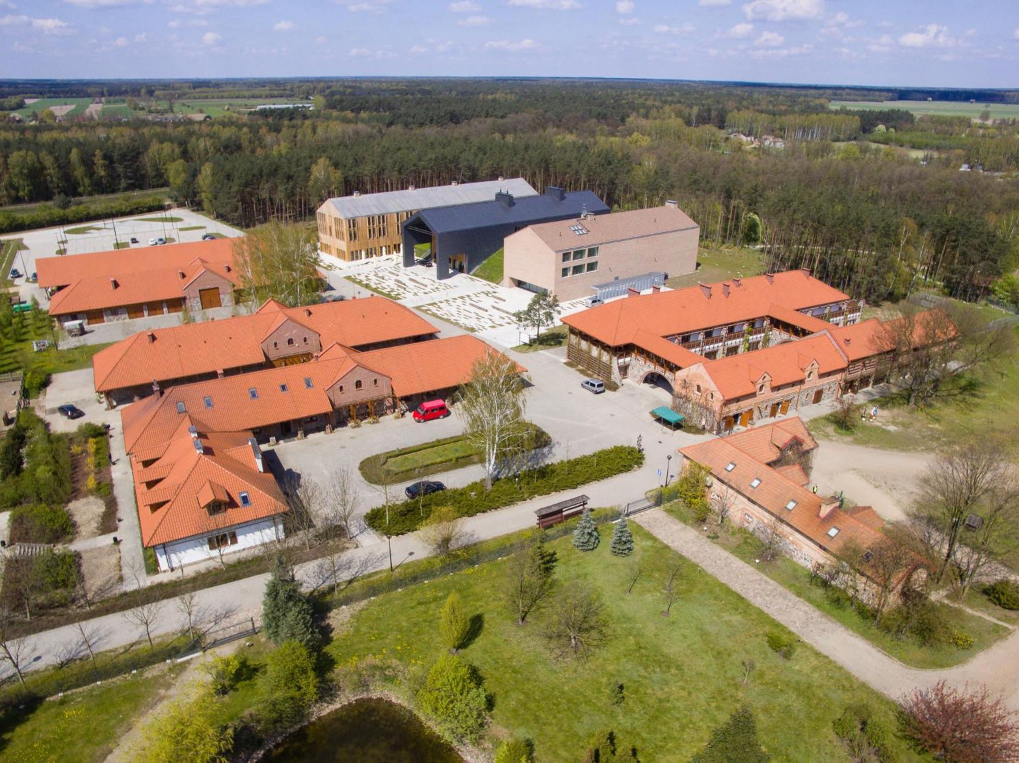 Hotel Skansen Conference&Spa Studzieniec Eksteriør bilde
